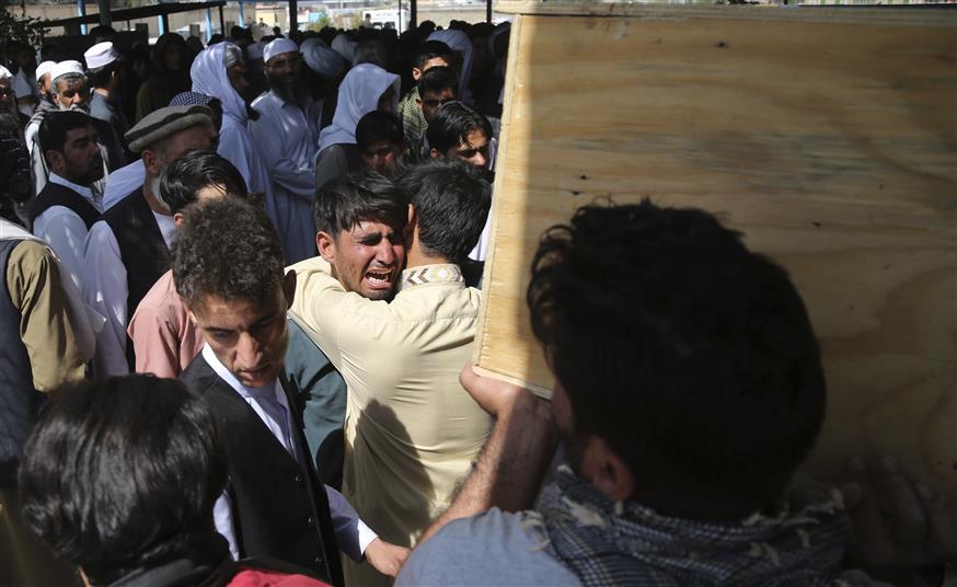Επίθεση αυτοκτονίας σε γάμο στην Καμπούλ/(AP Photo/Rafiq Maqbool)
