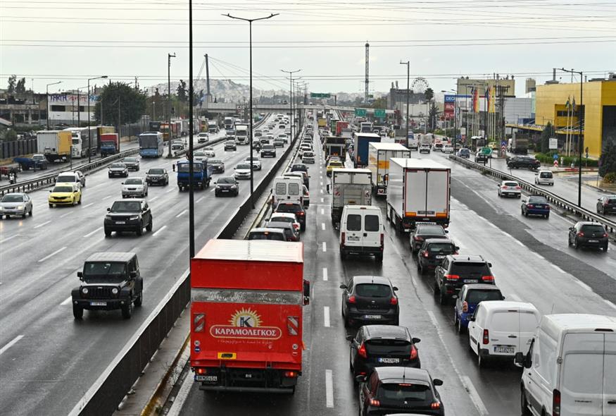 Κίνηση στον Κηφισό (INTIME NEWS / ΧΑΛΚΙΟΠΟΥΛΟΣ ΝΙΚΟΣ) Κίνηση στον Κηφισό (INTIME NEWS / ΧΑΛΚΙΟΠΟΥΛΟΣ ΝΙΚΟΣ)
