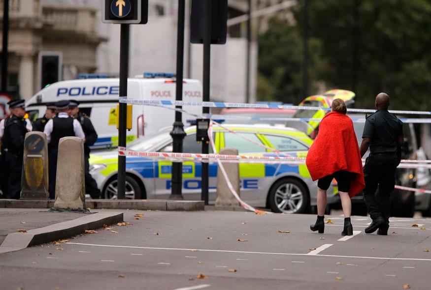 Βρετανική αστυνομία (AP Photo/Alastair Grant)