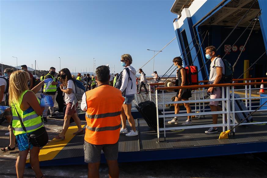 Επιστροφή ταξιδιωτών στα λιμάνια/Copyright: Eurokinissi