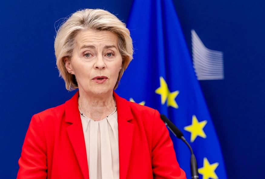 Η Ούρσουλα φον ντερ Λάιεν (AP Photo/Geert Vanden Wijngaert)