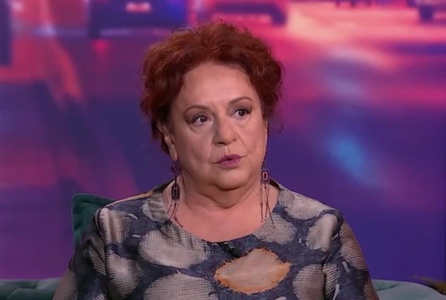 Η Eλένη Kοκκίδου στην εκπομπή «Καλύτερα Αργά»