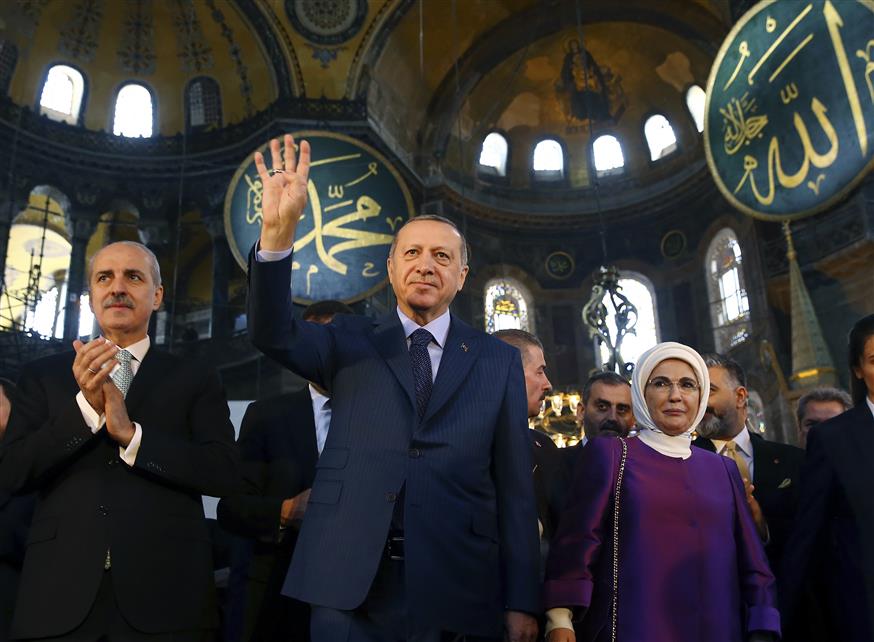 Ο Τούρκος πρόεδρος Ερντογάν μέσα στην Αγία Σοφία τον Μάρτιο του 2018 (Kayhan Ozer/Pool Photo via AP)