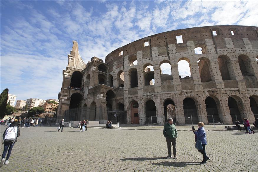 Ελάχιστοι τουρίστες στα ιταλικά αξιοθέατα (AP Photo/Andrew Medichini)