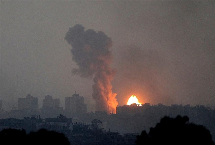 Βομβαρδισμοί στη Γάζα (AP Photo/Ilan Assayag)