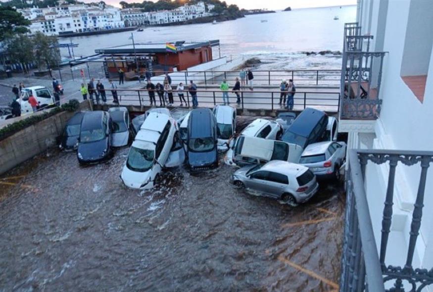 Ξανά πλημμύρες στην Ισπανία: Δρόμοι-ποτάμια στη Χιρόνα (X)