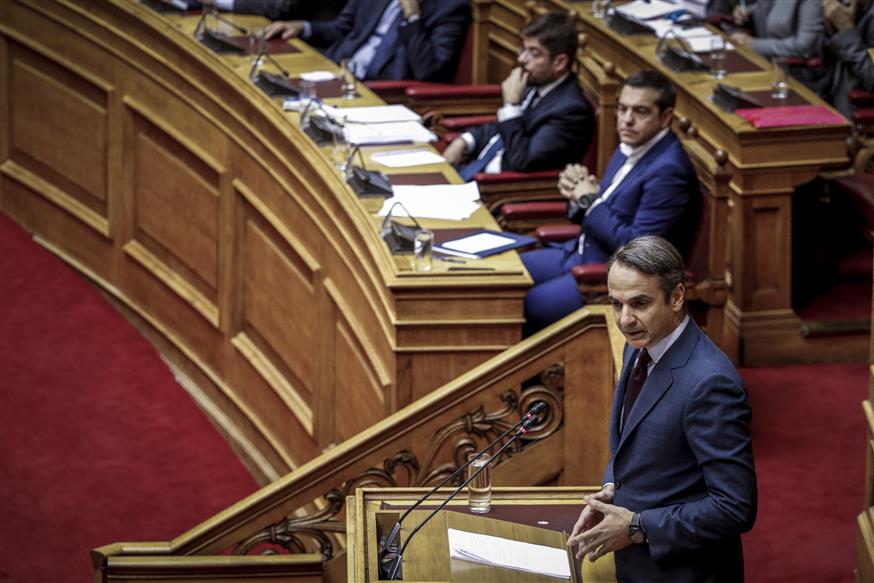 Ο πρόεδρο της ΝΔ στο βήμα της Βουλής  (EUROKINISSI/ΓΙΩΡΓΟΣ ΚΟΝΤΑΡΙΝΗΣ)