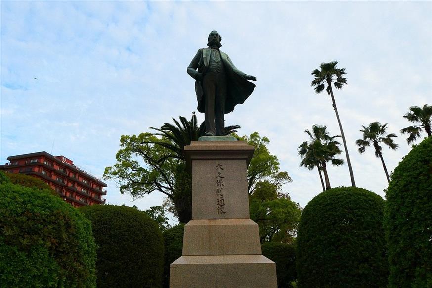 Άγαλμα μεγαλοπρεπές για τον Okubo Toshimichi στην Οσάκα