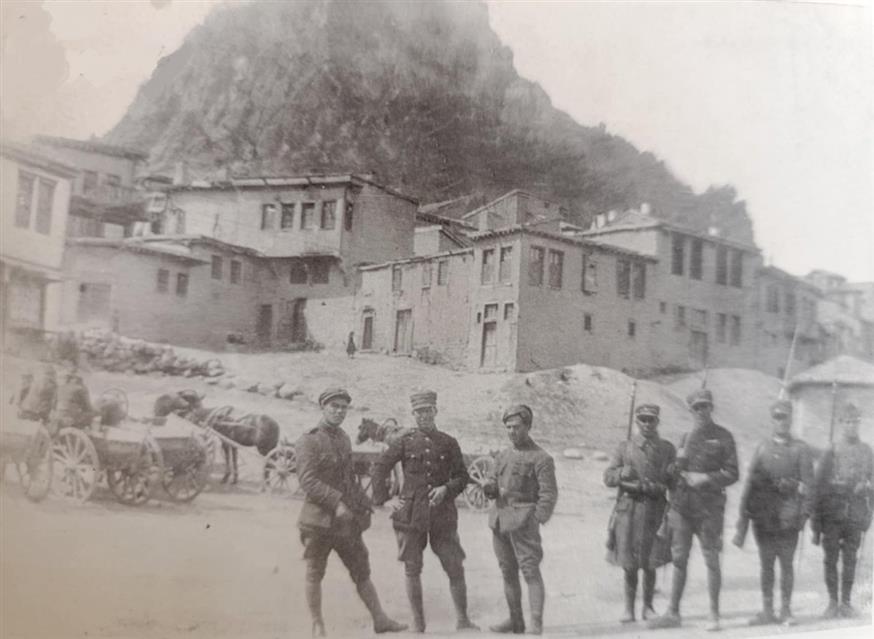 Έλληνες στρατιώτες στο Αφιόν Καραχισάρ.