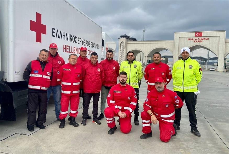 Αποστολή ανθρωπιστικής βοήθειας από τον Ελληνικό Ερυθρό Σταυρό στους σεισμόπληκτους της Τουρκίας (Eurokinissi)