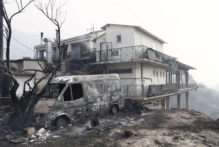 Οι μεγάλες καταστροφές από την φωτιά στην Πάρνηθα (EUROKINISSI/ΔΗΜΗΤΡΟΠΟΥΛΟΣ ΣΩΤΗΡΗΣ)