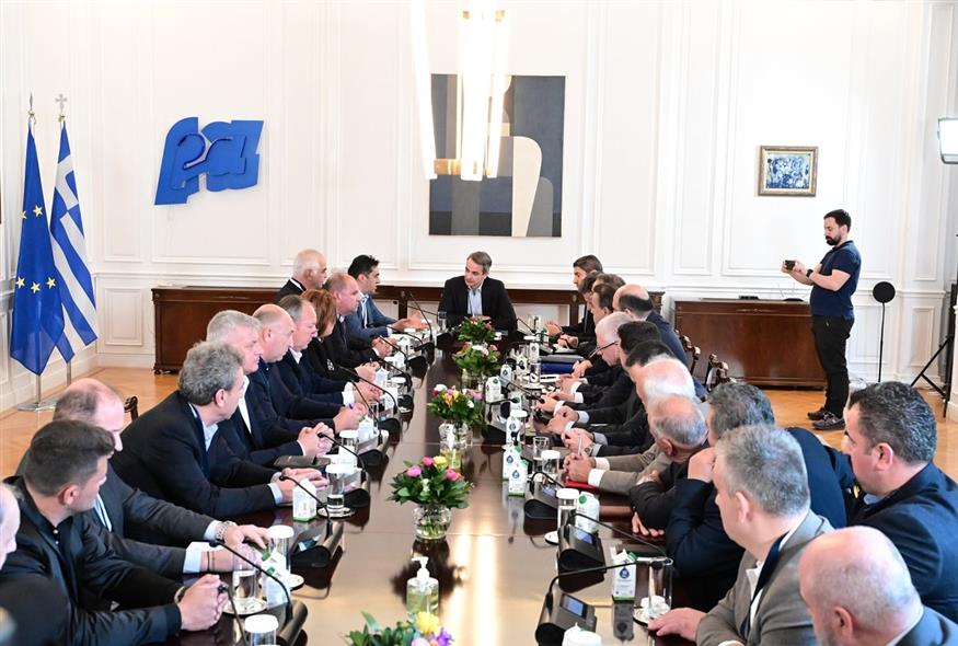 Συνάντηση του πρωθυπουργού Κυριάκου Μητσοτάκη με θεσμικούς εκπροσώπους αγροτικών φορέων της Θεσσαλίας  (ΤΑΤΙΑΝΑ ΜΠΟΛΑΡΗ/EUROKINISSI)