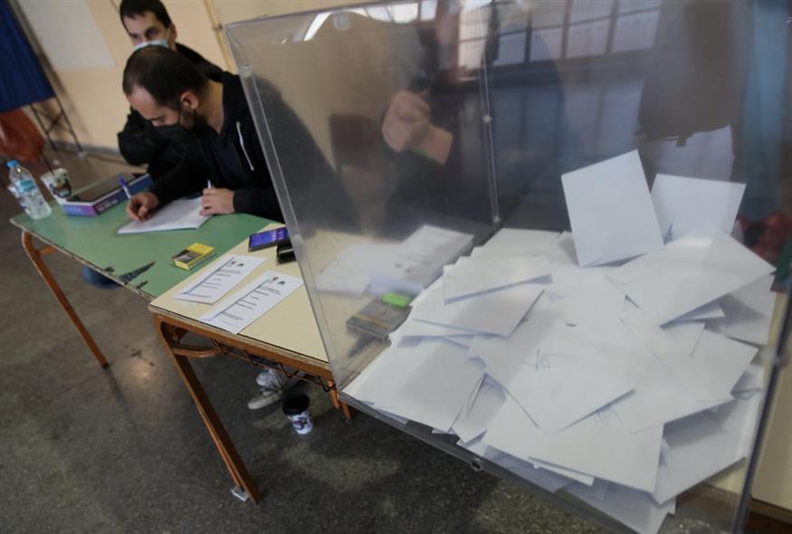 Εκλογές στο ΚΙΝΑΛ/EUROKINISSI/ΓΙΑΝΝΗΣ ΠΑΝΑΓΟΠΟΥΛΟΣ