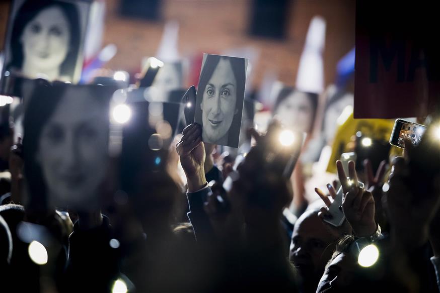 Διαδήλωση για τη δολοφονία Γκαλιζία/(AP Photo/Rene Rossignaud)