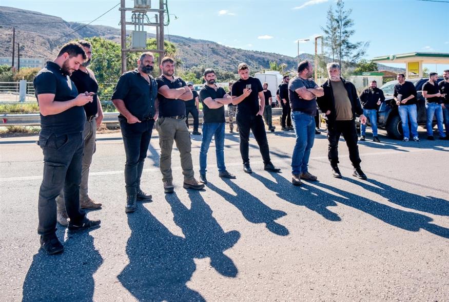 Μπλόκο κτηνοτρόφων στην Κρήτη (ΓΙΑΝΝΗΣ ΑΓΓΕΛΑΚΗΣ/EUROKINISSI)