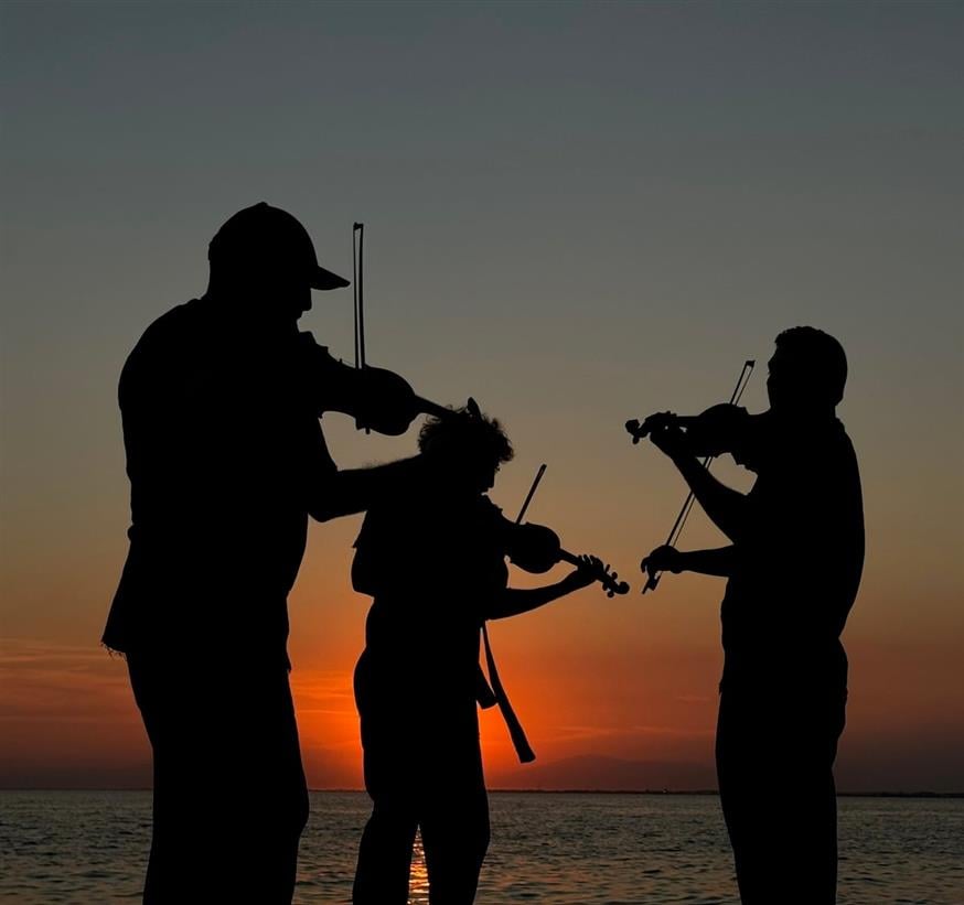 Q VIOLINS - ODYSSEA Project II Q VIOLINS - ODYSSEA Project II