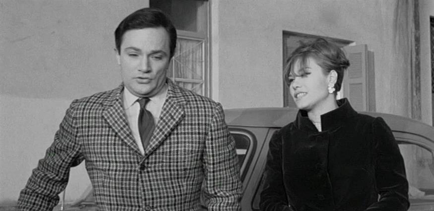 Ελένη Προκοπίου και Γιώργος Πάντζας στην ταινία «Μίνι Φούστα και Καράτε» (1967)
