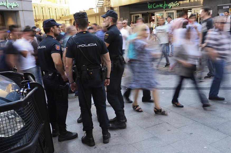 Ισπανοί αστυνομικοί (AP Photo/Francisco Seco)