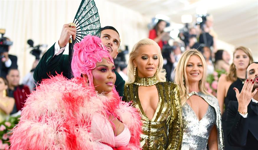 Από αριστ. Lizzo, Char Defrancesco, Rita Ora, Kate Moss και Marc Jacobs στο Met Gala 2019 (AP)