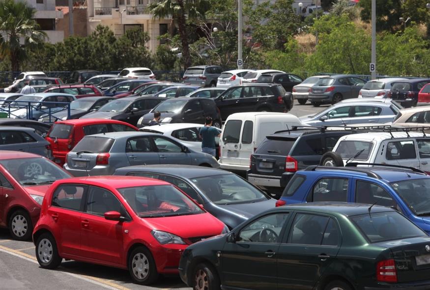 ΑΥΤΟΚΙΝΗΤΑ (EUROKINISSI/ΑΛΕΞΑΝΔΡΟΣ ΖΩΝΤΑΝΟΣ)