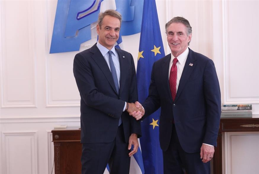 Συνάντηση Μητσοτάκη με υπ. Εσωτερικών ΗΠΑ (EUROKINISSI)