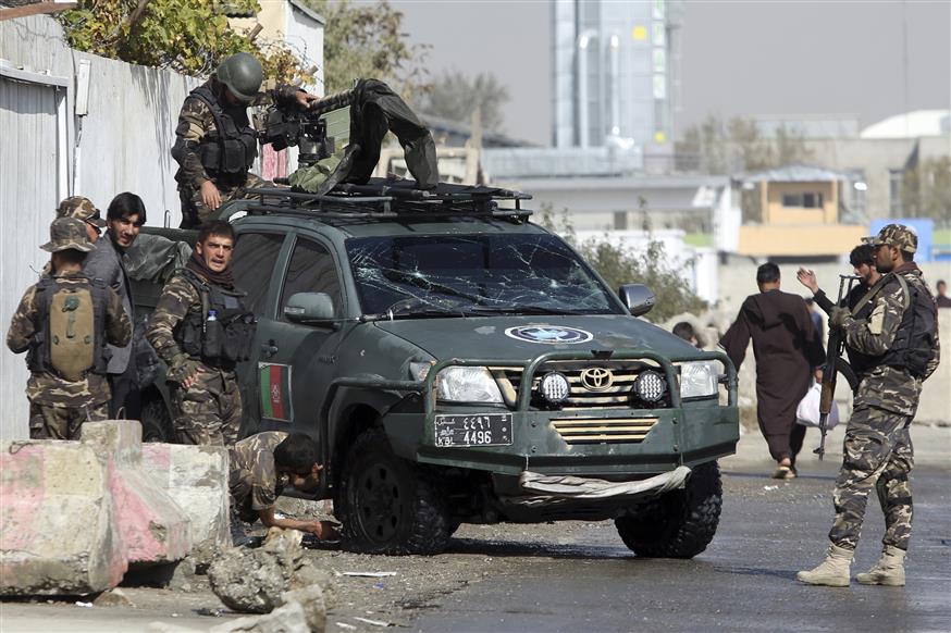 Οι Αρχές στο Αφγανιστάν αποδεικνύονται... ανασφαλείας (AP Photo/Rahmat Gul)