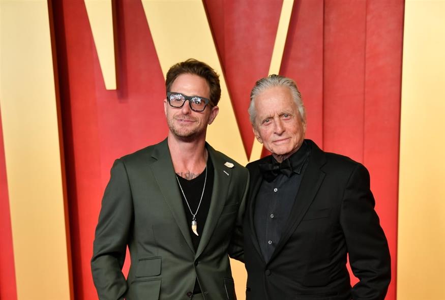 Μάικλ και Κάμερον Ντάγκλας (AP)