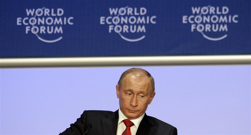 Vladimir Putin/(AP Photo/Virginia Mayo)