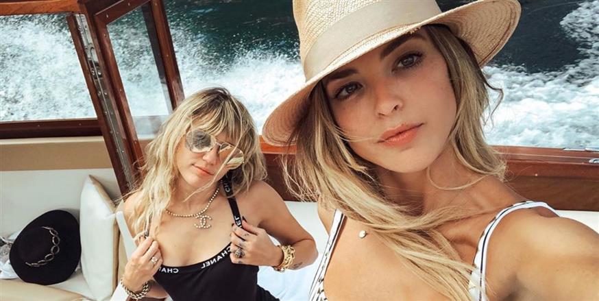 Τα φιλιά της Μάιλι Σάιρους και της Κέιτλιν Κάρτερ σε σκάφος στην Ιταλία έφεραν τον χωρισμό με τον Λίαμ Χέμσγουορθ (Instagram)