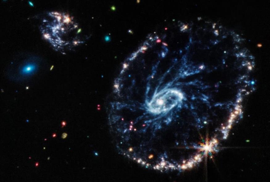 Ο μακρινός γαλαξία Cartwheel σε ανατριχιαστική ευκρίνεια