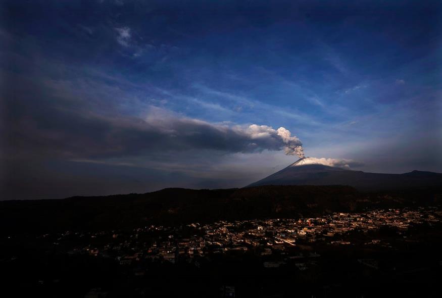 Ηφαίστειο Ποποκατέπελτ (AP Photo/Marco Ugarte)