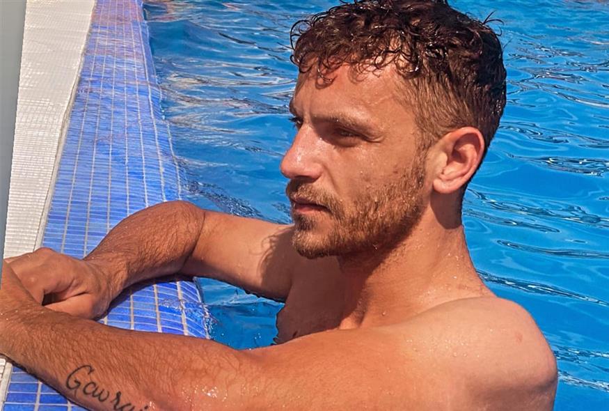 Μπάμπης Κούτσικος / intime news