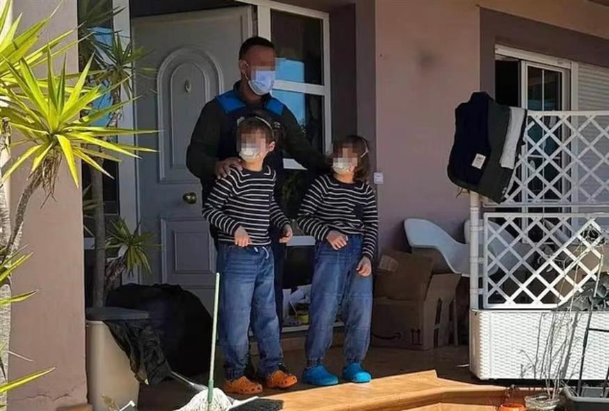 Δύο από τα παιδιά του ζευγαριού (Daily Mail) Δύο από τα παιδιά του ζευγαριού (Daily Mail)