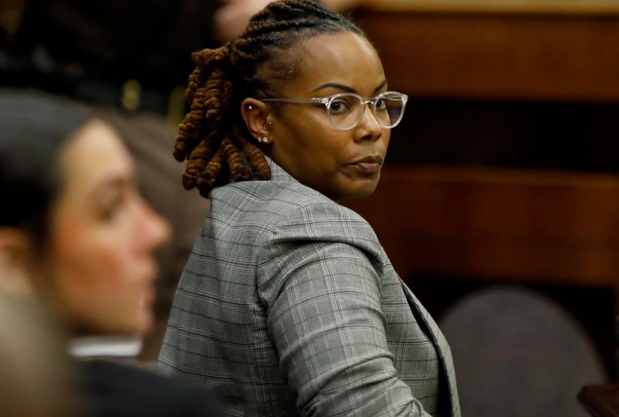 Η κατηγορούμενη Έμπονι Πάρκερ (Stephen M. Katz/AP)