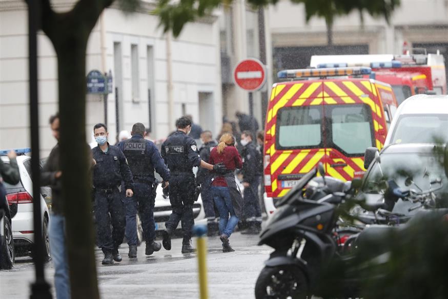Οι αρχές ασφαλείας έχουν αναπτυχθεί στο σημείο της επίθεσης  (AP Photo/Thibault Camus)