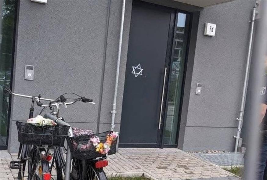 Βερολίνο: Σημαδεύουν σπίτια Εβραίων με το Άστρο του Δαβίδ (X)