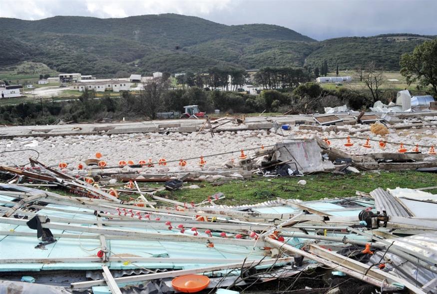 Καταστροφές από ανεμοστρόβιλο στο Καλπάκι Ιωαννίνων (ΙΝΤΙΜΕ)