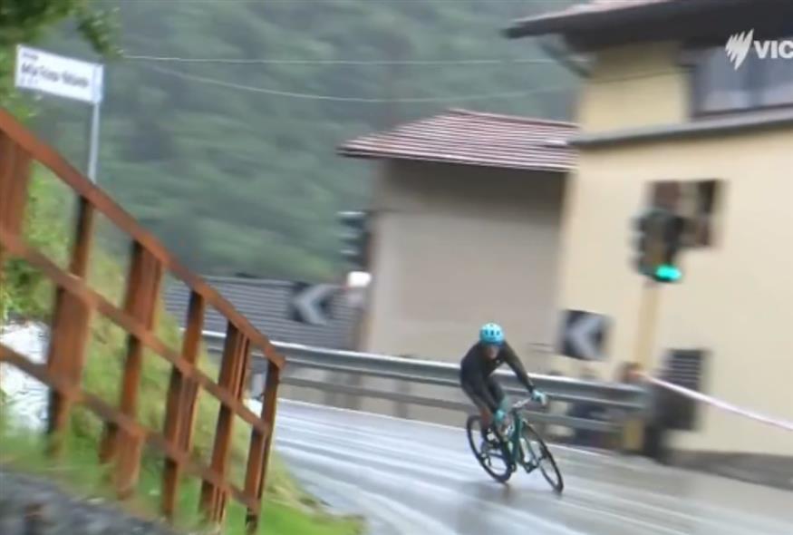 Σοβαρό ατύχημα στον Giro d’Italia/Χ