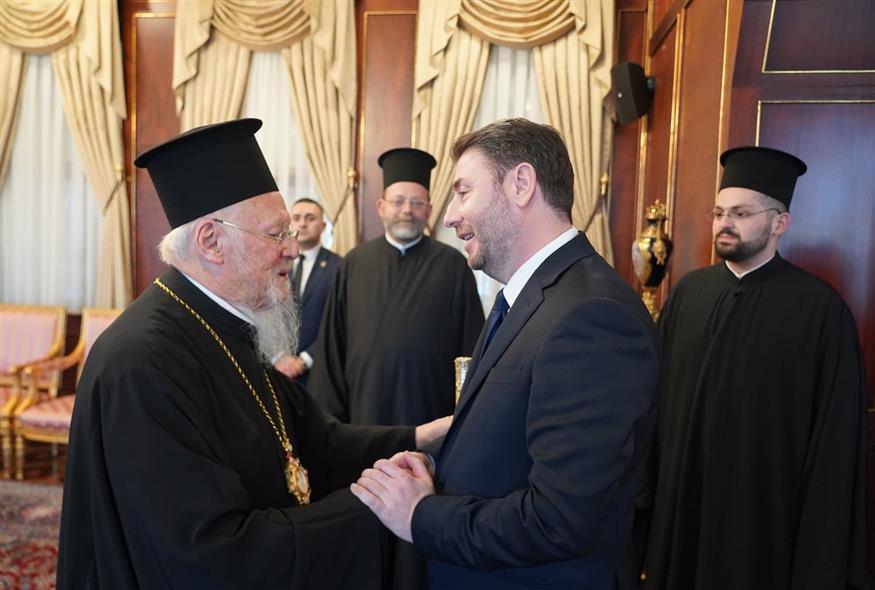 Ο Νίκος Ανδρουλάκης με τον Πατριάρχη Βαρθολομαίο