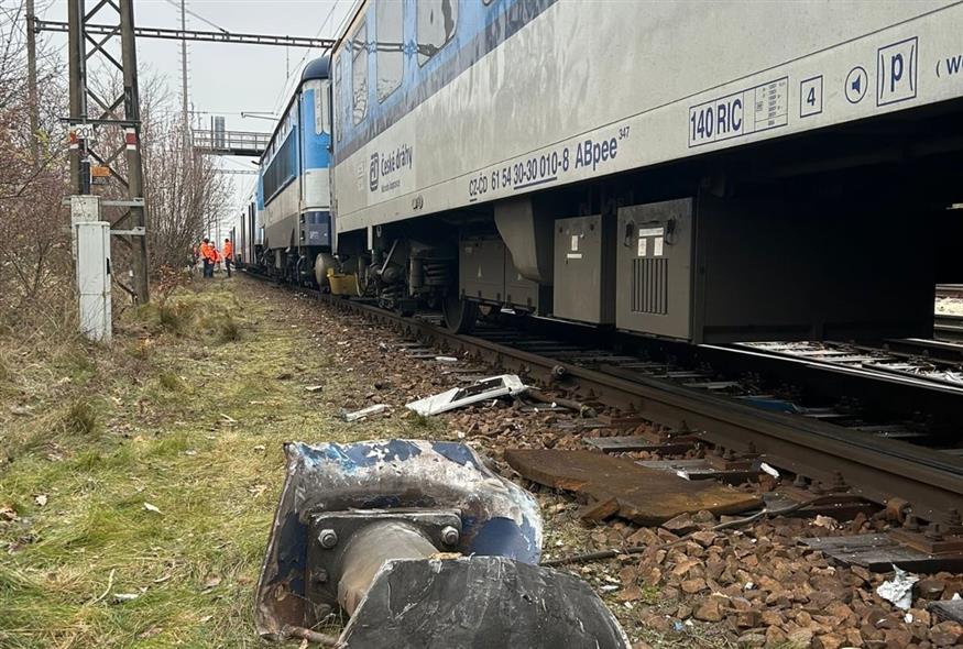 Σύγκρουση τρένων/Χ