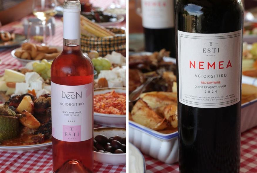 Τα ποτήρια γεμίζουν με τα κρασιά Esti Wines | © Σύλλογος Επαγγελματιών Αρχαίας Κορίνθου (ΣΕΑΚ) Τα ποτήρια γεμίζουν με τα κρασιά Esti Wines | © Σύλλογος Επαγγελματιών Αρχαίας Κορίνθου (ΣΕΑΚ)
