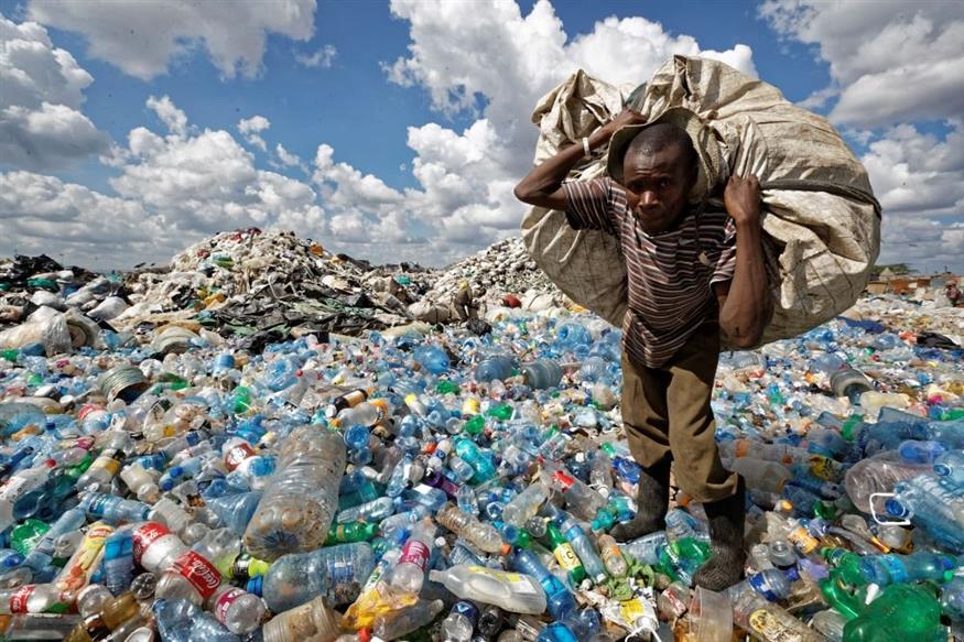 Ρύπανση από τα πλαστικά στην Κένυα / AP Photo / Ben Curtis, File