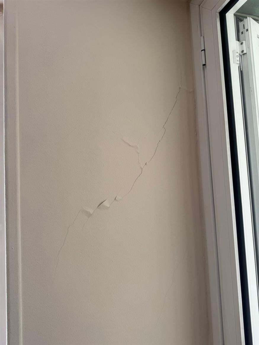 Δεκάδες καταγγελίες για ρωγμές σε κτίρια στο κέντρο της Αθήνας, από τη διάνοιξη της Γραμμής 4 του μετρό