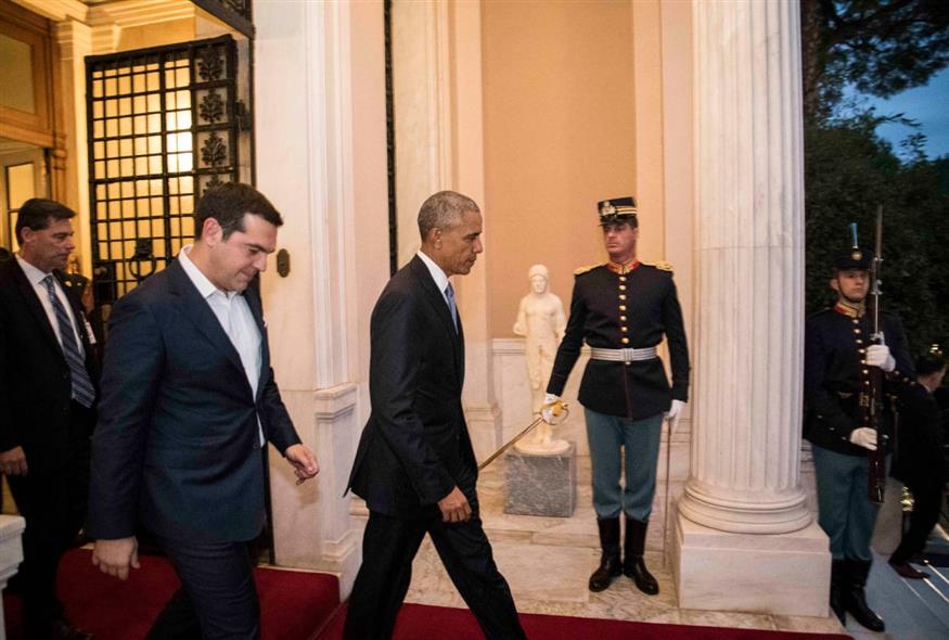 Αλέξης Τσίπρας και Μπαράκ Ομπάμα (ΓΡΑΦΕΙΟ ΤΥΠΟΥ ΠΡΩΘΥΠΟΥΡΓΟΥ/ΑΝΤΡΕΑ ΜΠΟΝΕΤΙ)