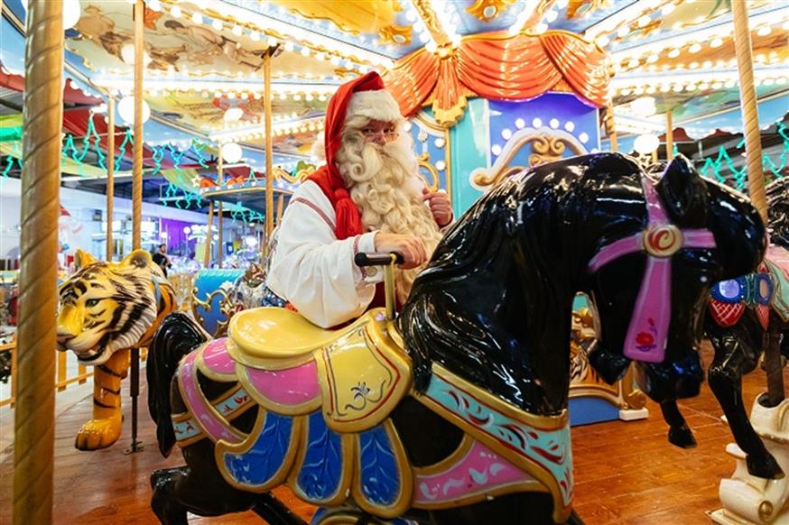 Το ατελείωτο παιχνίδι στη Luna Park Land του Santa Claus Kingdom