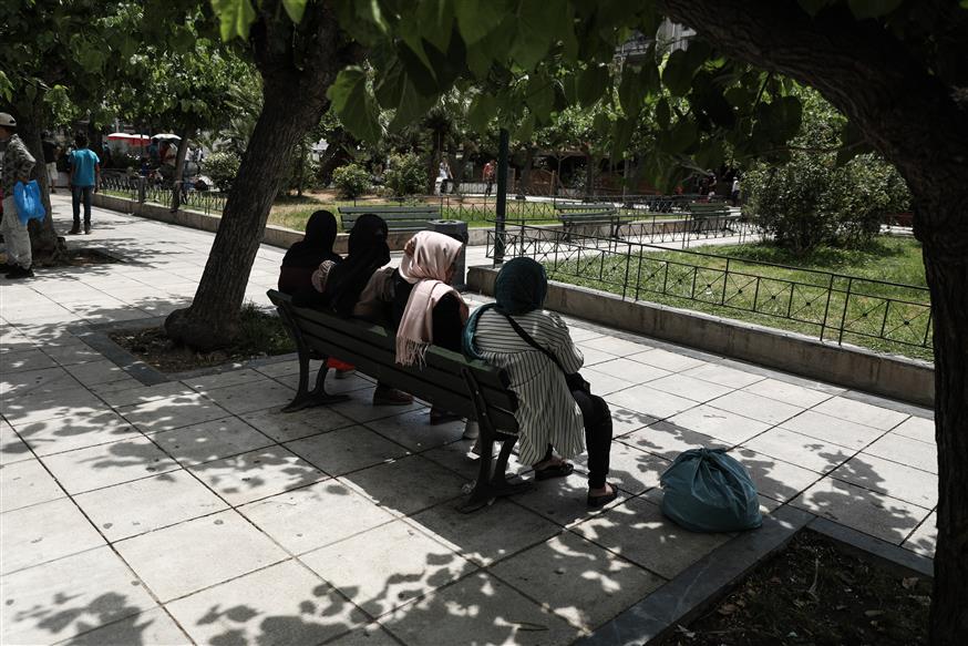 Πρόσφυγες στο κέντρο της Αθήνας/Copyright: Eurokinissi