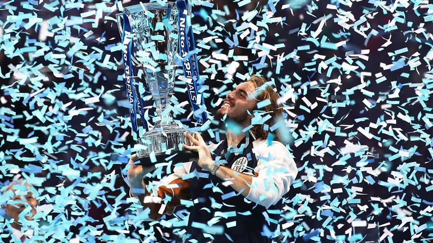 Η ιστορική επιτυχία του Στέφανου Τσιτσιπά στο ATP Finals του Λονδίνου τον έκανε πλουσιότερο κατά 1,27 εκ. ευρώ