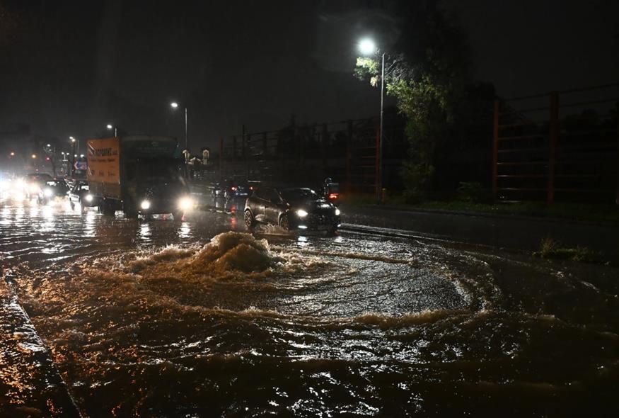 Καταιγίδα στην Αθήνα (INTIME NEWS/ΧΑΛΚΙΟΠΟΥΛΟΣ ΝΙΚΟΣ)