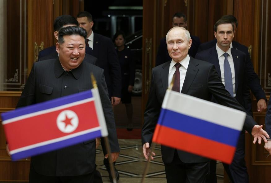 Στη Βόρεια Κορέα ο Πούτιν - Εικόνες από τη συνάντηση με τον Κιμ Γιονγκ Ουν (gallery-AP)