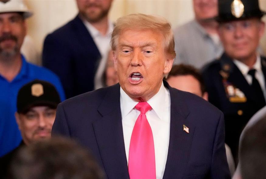 Ο Ντόναλντ Τραμπ (AP Photo/Mark Schiefelbein)